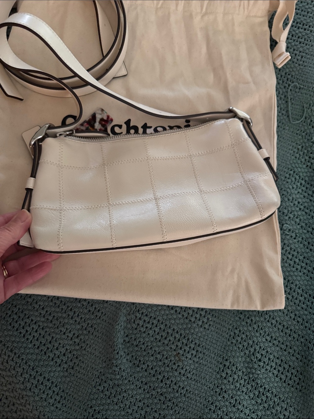 Coachtopia Cream Leather Shoulder Bag with Multicolor Accent - Picture 6 of 9